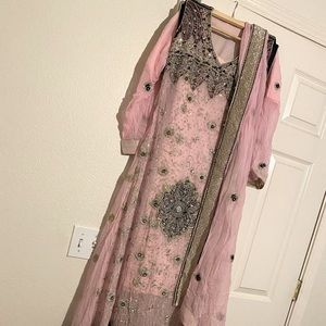 Pakistani dress, with trouser and dupatta